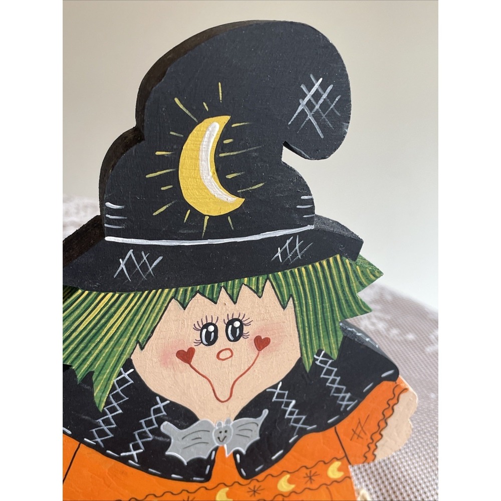 Vintage Handcrafted Halloween Wood Shelf Sitter Witch Cute Green Hair Bat 90's - Picture 2 of 16